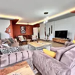 Appartement Kaira Homes &