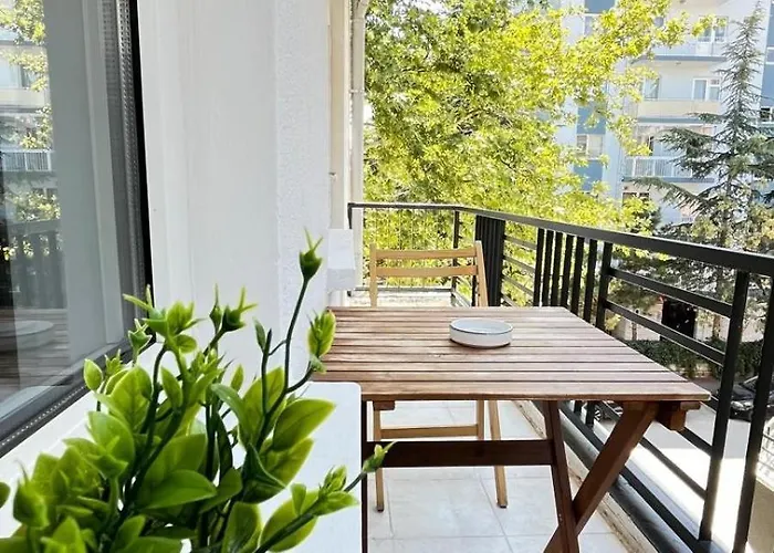 아파트 Kaira Homes & *