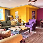 Kaira Homes & Apartamento *
